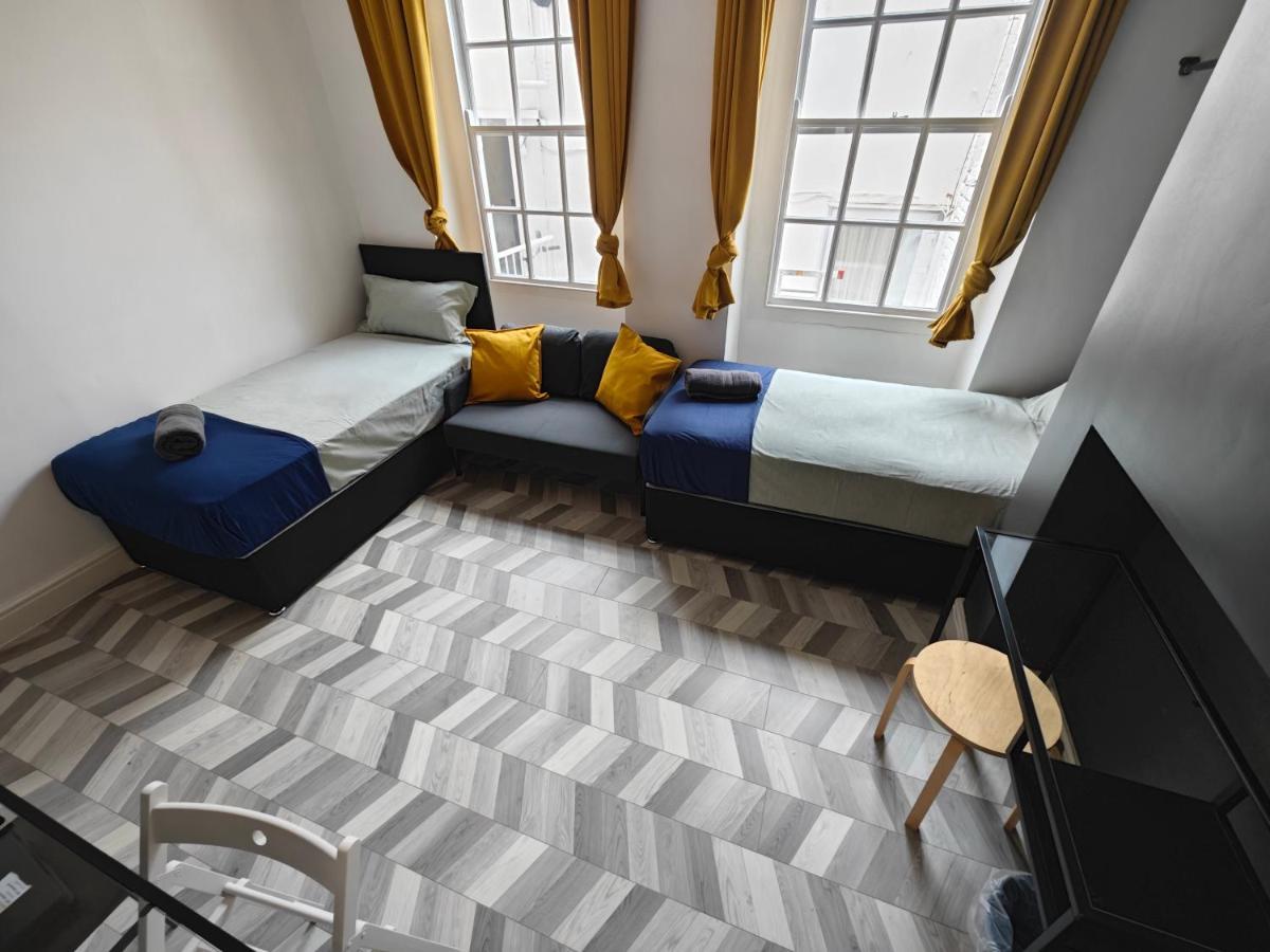 2 Bedroom 2 Bathroom Apartment In Old St - Shoreditch - Zone 1 Londra Exterior foto
