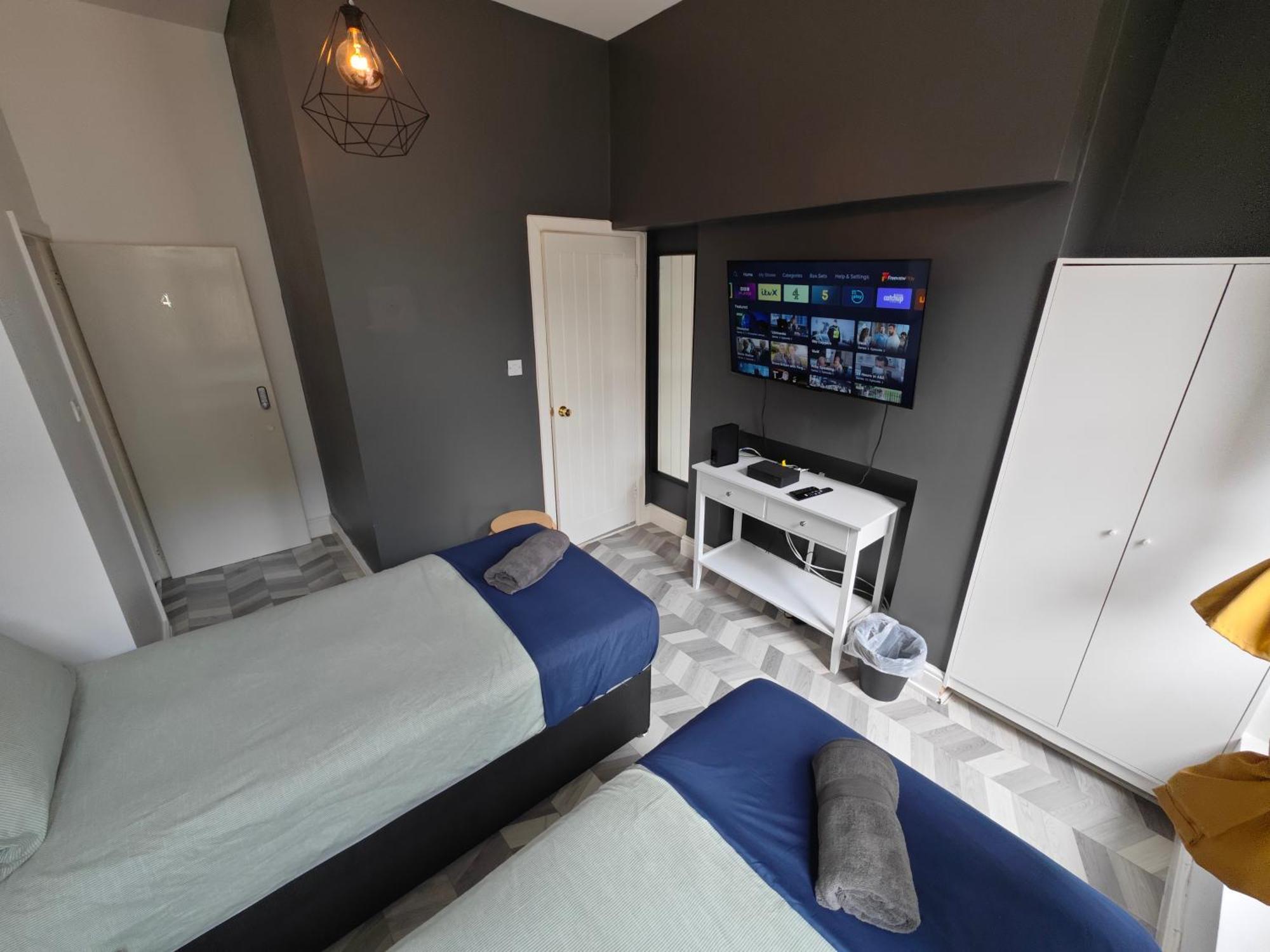 2 Bedroom 2 Bathroom Apartment In Old St - Shoreditch - Zone 1 Londra Exterior foto