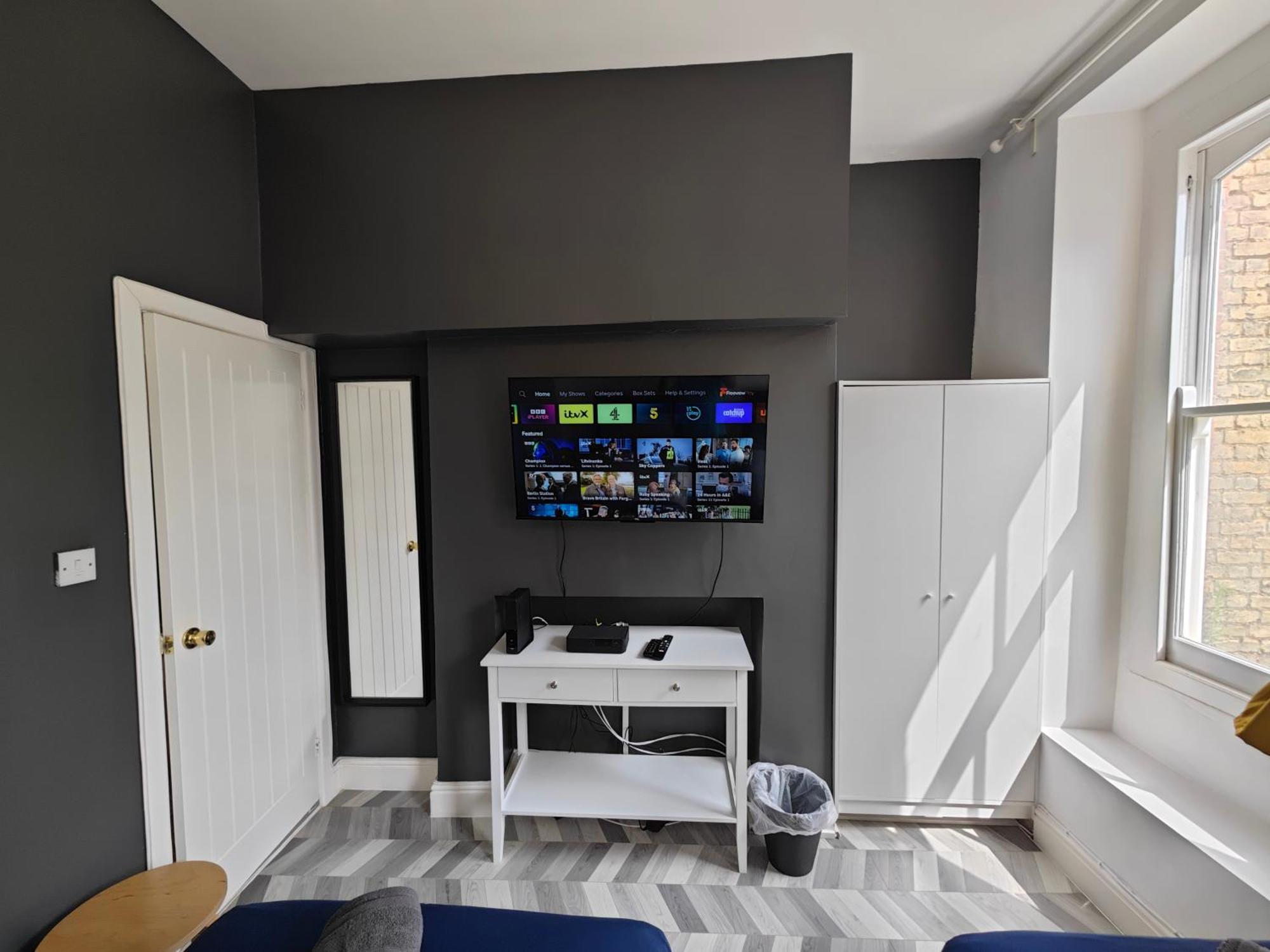 2 Bedroom 2 Bathroom Apartment In Old St - Shoreditch - Zone 1 Londra Exterior foto
