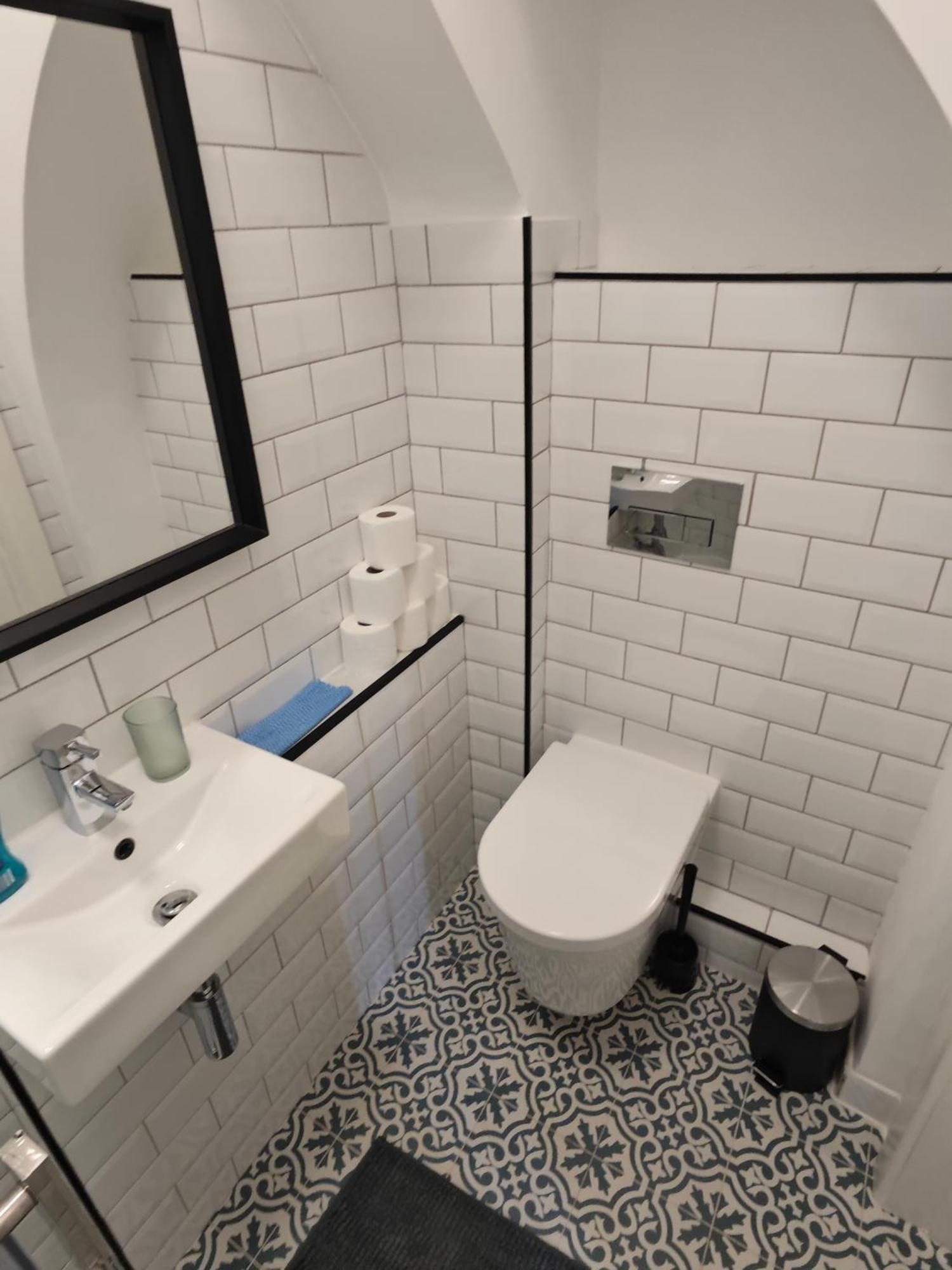 2 Bedroom 2 Bathroom Apartment In Old St - Shoreditch - Zone 1 Londra Exterior foto