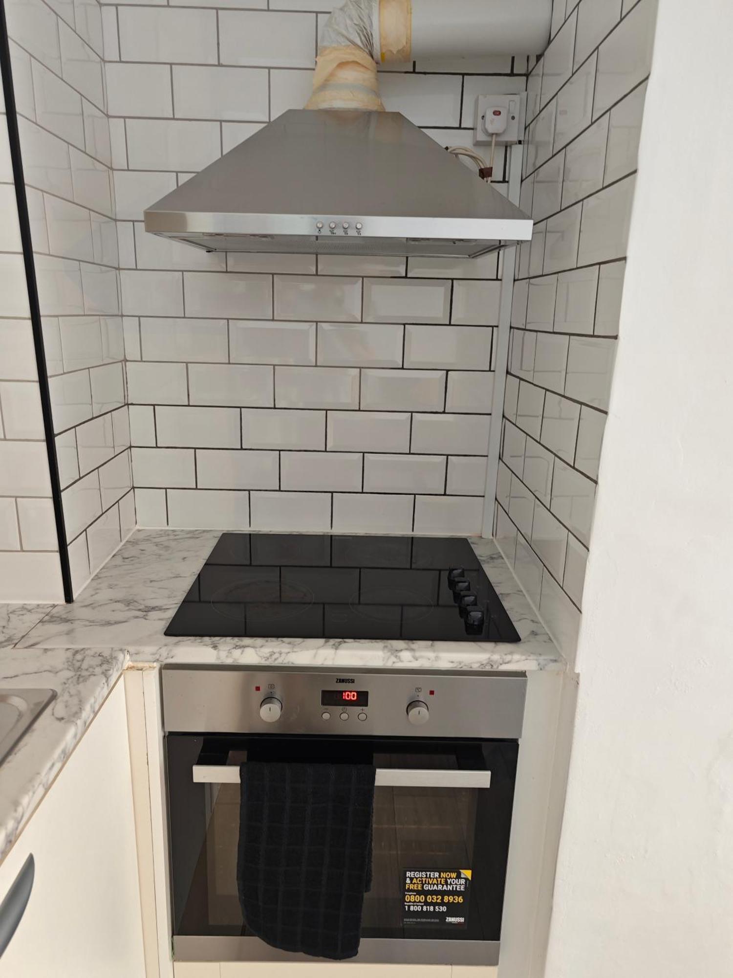 2 Bedroom 2 Bathroom Apartment In Old St - Shoreditch - Zone 1 Londra Exterior foto
